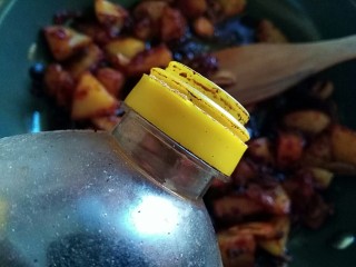 10、香辣土豆焖饭,加生抽