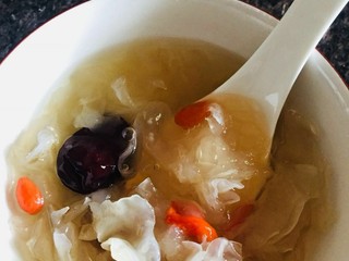 14、红枣银耳,出锅，