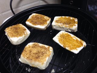 11、椒盐烤馍片,再次放入烤架继续