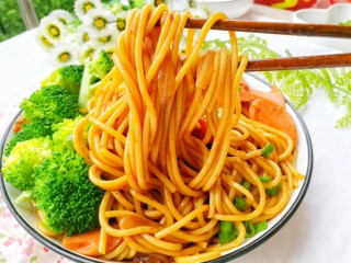 21、番茄火腿意面,开吃。