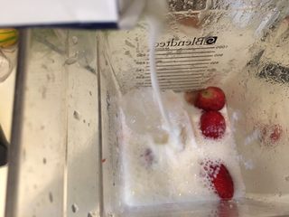 3、夏天的饮料-金牌,加牛奶，启动搅拌模式！