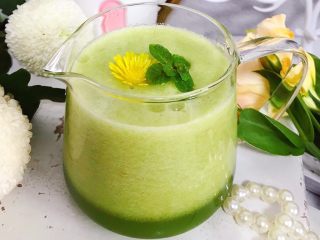 14、属于春天的果汁～羊角蜜香梨汁,又漂亮又好喝还健康