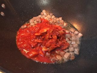 9、超满足便当（15）,倒入泡菜