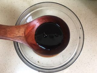 14、什蔬蒜香鸡翅,半汤勺老抽