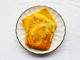 11、好吃到爆的酸奶芒果土司,出炉。