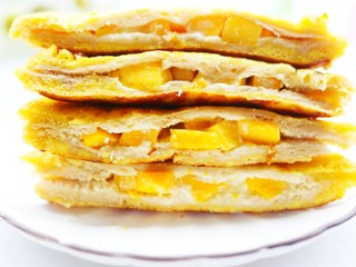 14、好吃到爆的酸奶芒果土司,好吃到停不下来。