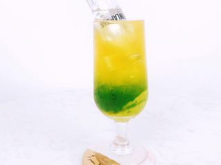 9、爱上这个夏天，微醺让你温暖而美丽！,出品