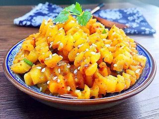 15、麻辣土豆条,以上佐料一起搅拌均匀即可！