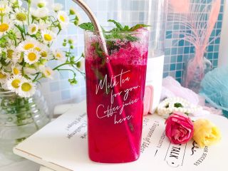 20、火龙果薄荷气泡水,成品图