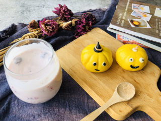 15、蔓越莓大果粒,既可以当下午茶,也可以饭后来上一杯不仅有助于消化还解腻,冰冰凉也特别适合夏天哦~