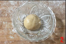 2、原味香酥饼 ,搅拌成团,放一边备用