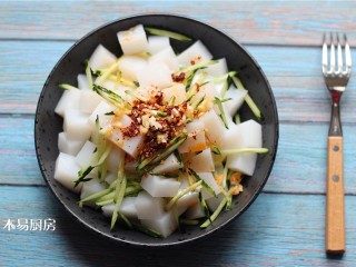 15、夏日小凉粉,解暑降温，开胃下饭，夏天里吃起来太舒服啦。