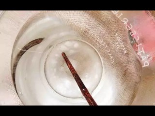 4、樱花果冻,搅拌碗里的。