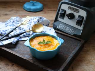 13、南瓜土豆浓汤,成品，口感细滑香喷喷。