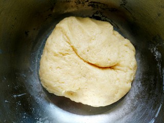 5、蔓越莓司康,揉成団