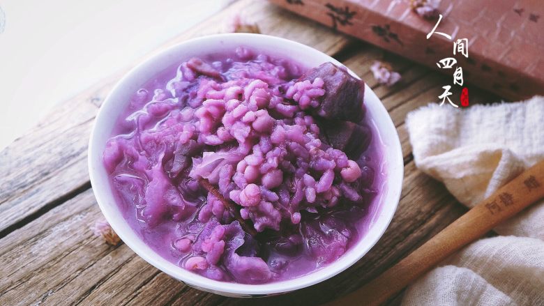 滋阴抗老 紫薯银耳粥