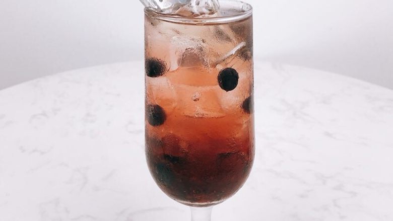 颜值高+口感好！微醺少女的甜美酒单，夏天喝这个就对了！