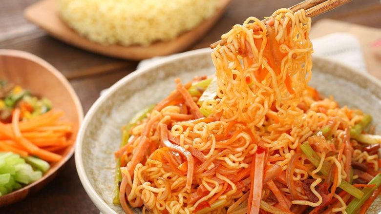 泡面已经过时了,方便面炒着吃才够味