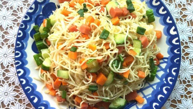 美味三色炒面面条变身计划