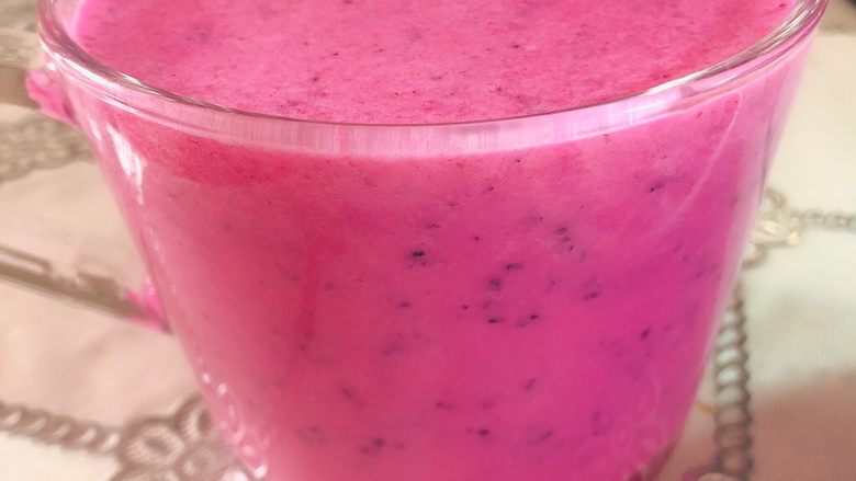 顺滑牛奶火龙果