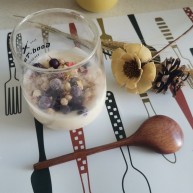 蓝莓麦片酸奶杯