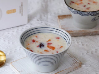 12、木瓜炖牛奶,成品图