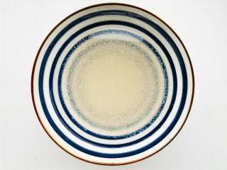 7、南瓜西米露,过凉泡入凉开水中。