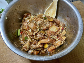 19、蒜香鸡腿➕蒜蓉香菇蒸鸡腿,注册拌均匀腌制30分钟