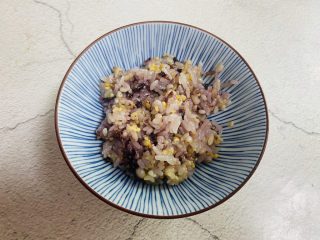 5、糯米南瓜盅,糯米蒸熟