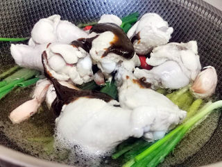 11、啤酒鸡翅根,开大火