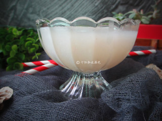 10、莲藕羹,养血清热，滋阴润肺，还可以增强人体的免疫力哦！