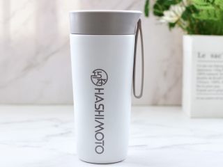 11、火龙果西米露,20秒左汁就榨好咯。