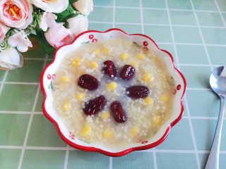 1、银耳小米粥,成品图！