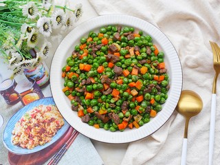 17、营养美味的豌豆炒牛肉,成品。