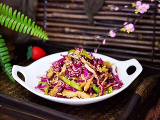 14、凉拌紫甘蓝香干,成品一