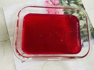 8、????秋天的第一杯火龙果撞燕麦奶‼️,待成型后再切小块