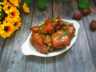 18、啤酒炖猪蹄,成品图