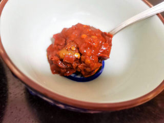 6、萝卜牛腩煲,豆瓣酱（喜辣可多一些)