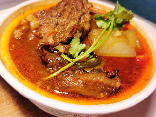 16、萝卜牛腩煲,香喷喷上桌