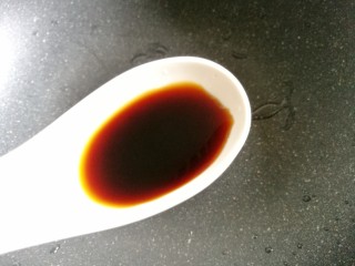 11、鲜嫩无比的白灼虾,加生抽。