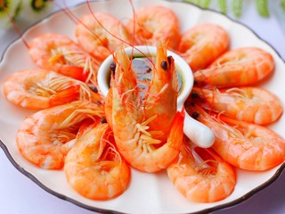 19、鲜嫩无比的白灼虾,好吃到停不下来。