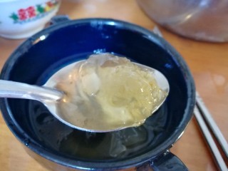 14、女人养颜美容的圣品，银耳桃胶红枣羹,成品图