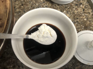 19、青椒炒猪肝,一汤匙生粉，