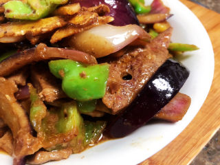 30、青椒炒猪肝,这道炒猪肝，做法简单，猪肝滑嫩，一点不腥，喜欢的小伙伴们一起来试试吧????