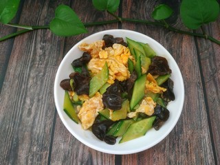 15、黄瓜木耳炒鸡蛋,成品图