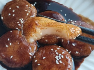 12、红糖麻糍,咬一口好软糯