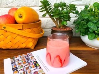 10、草莓酸奶,成品图四