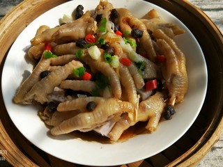 13、香芋豆豉蒸凤爪,好吃的香芋豆豉蒸凤爪就做好啦!