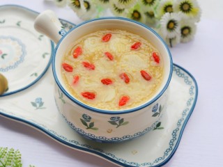 11、小米山药粥,出锅盛碗。