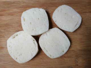 5、百变水果  酸甜猕猴桃夹黄金馒头,馒头切片